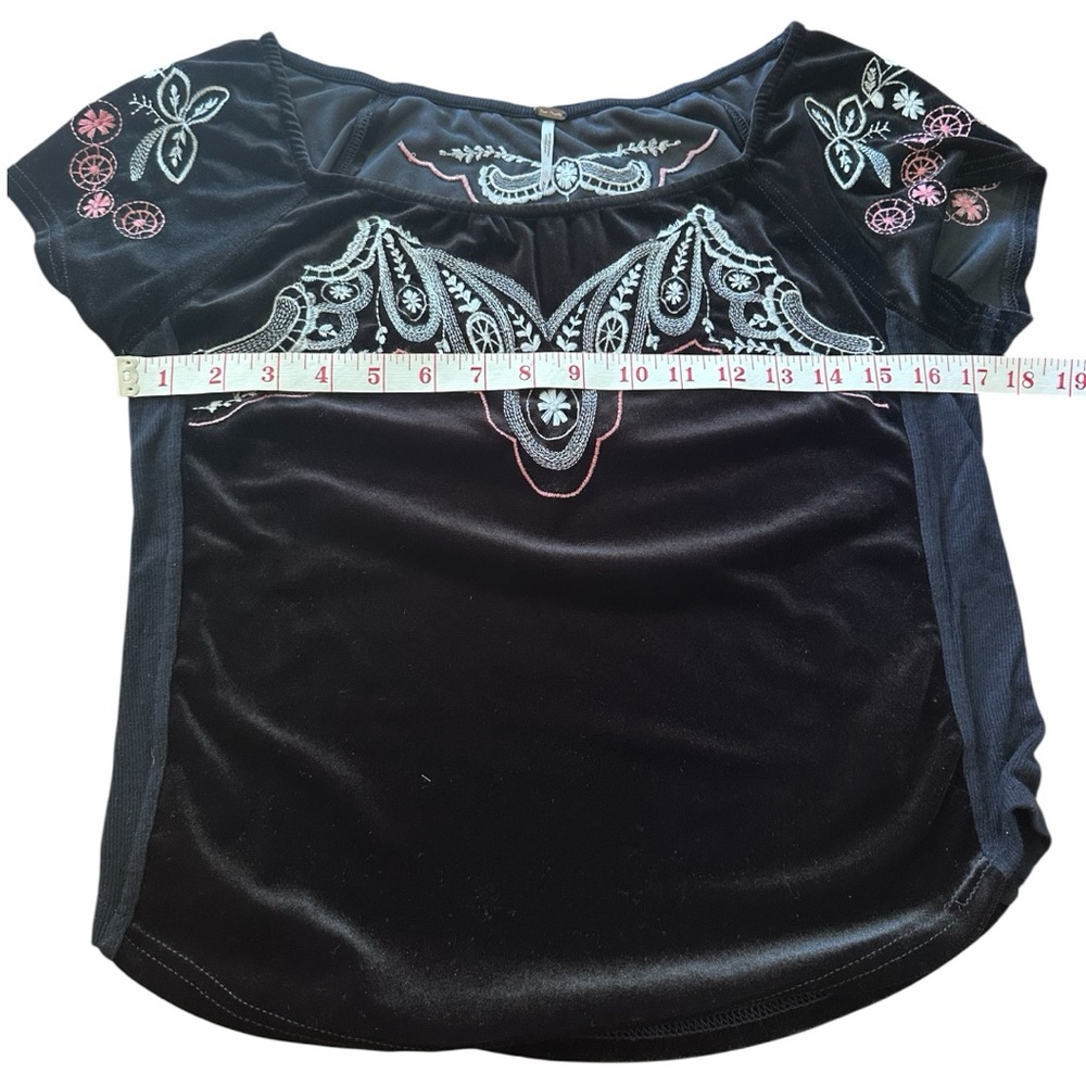 Free People "Party Train” Black Velvet Embroidered Boho Top • Size: M - Picture 10 of 12